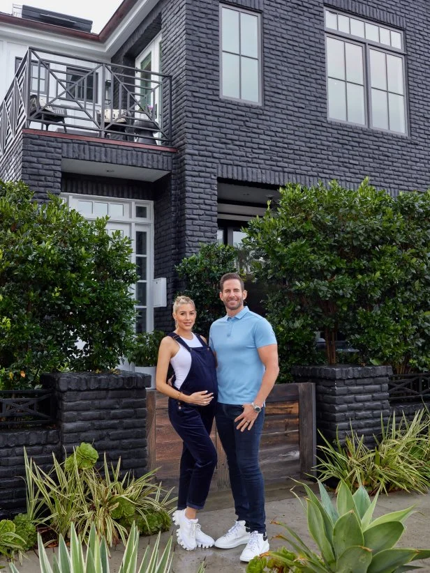 https://hgtvhome.sndimg.com/content/dam/images/hgtv/fullset/2023/2/16/RX_HGMAG107_Elmoussa-02.jpg.rend.hgtvcom.616.822.85.suffix/1676563685247.webp