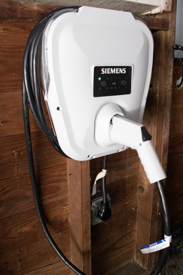 240V outlet for a Siemens Electric Car (EV) charger.