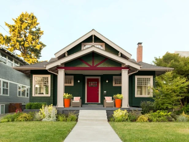 What Color Should I Paint the Exterior of My Home: Expert Tips