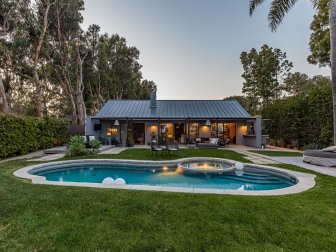 Backyard Swimming Pool