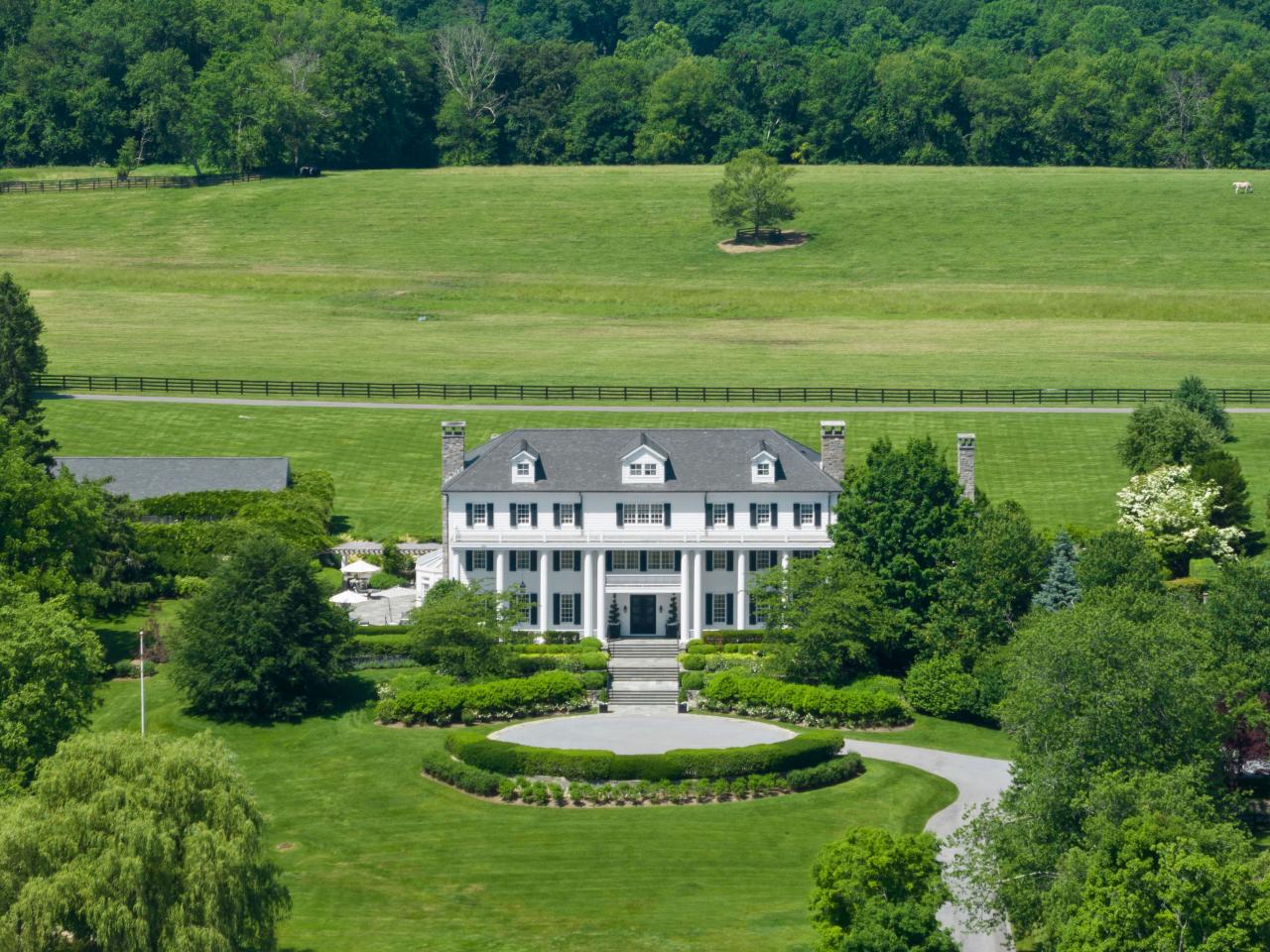 Palatial Greek Revival Estate Outside of New York City, 2023