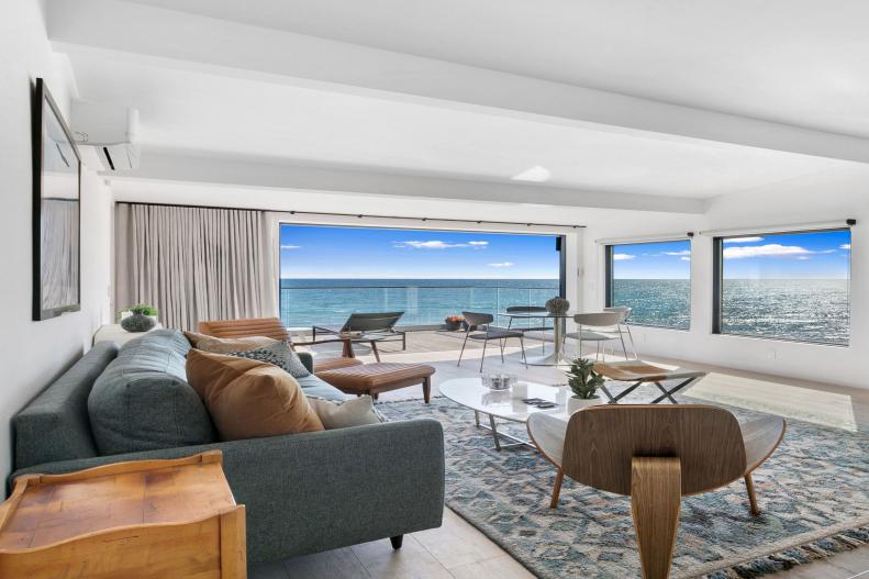 Beach House Living Room With Ocean Views