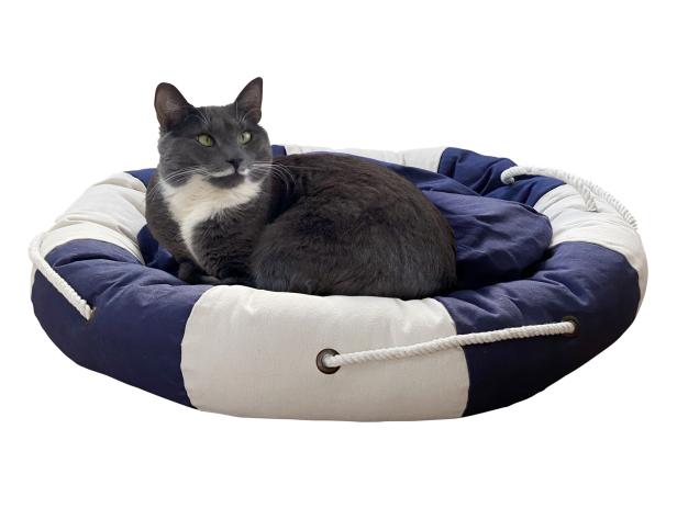 Cat in Life Preserver Pet Bed