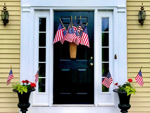 An American Flag Bouquet on a Black Front Door
