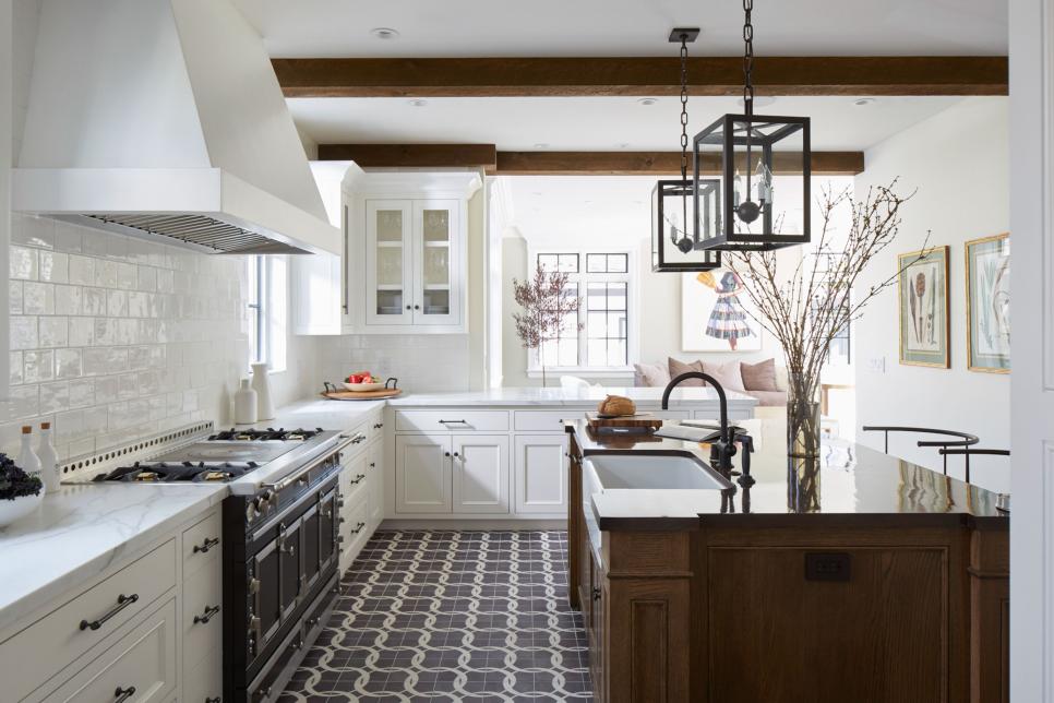 Neutral Transitional Chef Kitchen With Chocoloate Brown Flooring