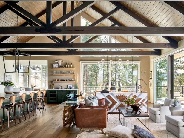 2023 Smith Mountain Lake Luxury Home Design Trends