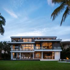 A Modern Sarasota Residence