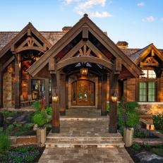 Rustic, Modern Cabin With a Grand Front Entry