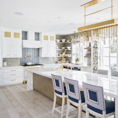 Gold Accents Add Glam to Neutral Transitional Eat-In Kitchen