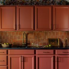 Patterned Ceiling Adds Color to Transitional Kitchenette