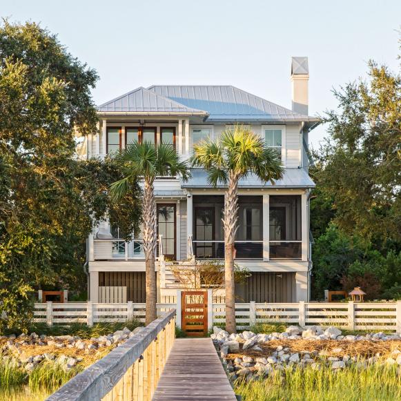 Waterside Retreats | 2023 | HGTV
