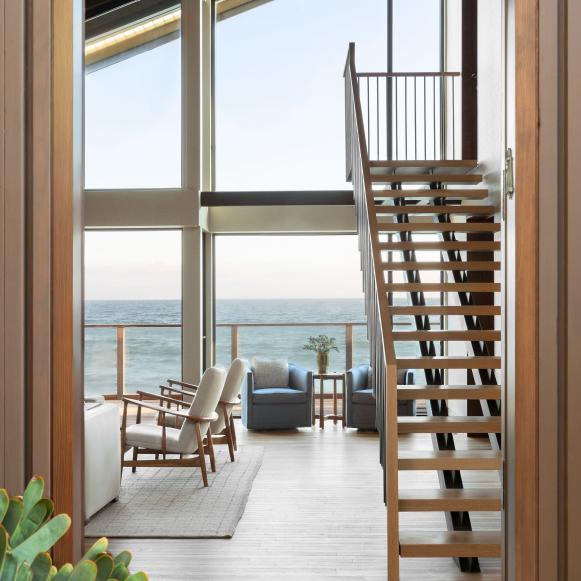Waterside Retreats | 2023 | HGTV