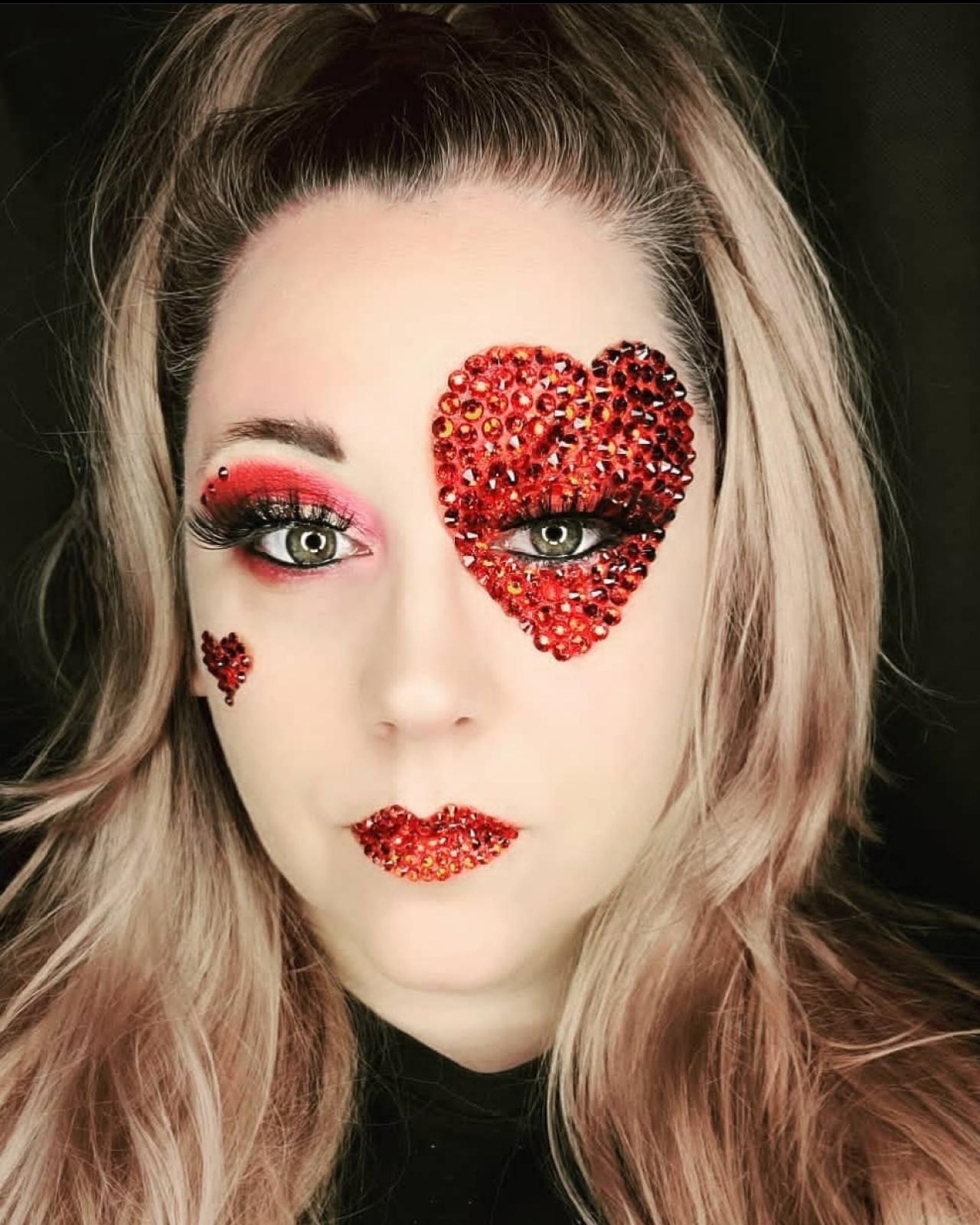 HALLOWEEN MAKEUP TRENDS jogo online no