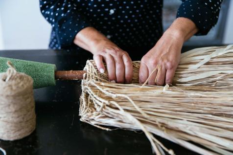 DIY: Pipe cleaner broom — Our Happy Tribe