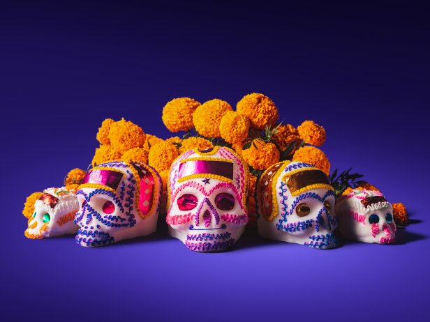 How to Make a Mexican Day of the Dead Sugar Skull | HGTV