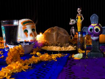 The traditional mexican offering of the day of the dead. 