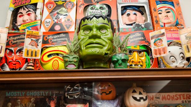 Tips and Tricks for Collecting Vintage Halloween Masks