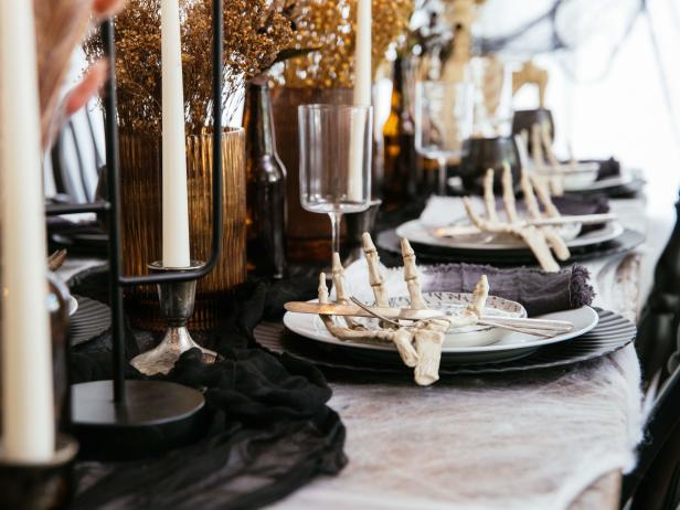 How to Create a Modern Halloween Tablescape | HGTV