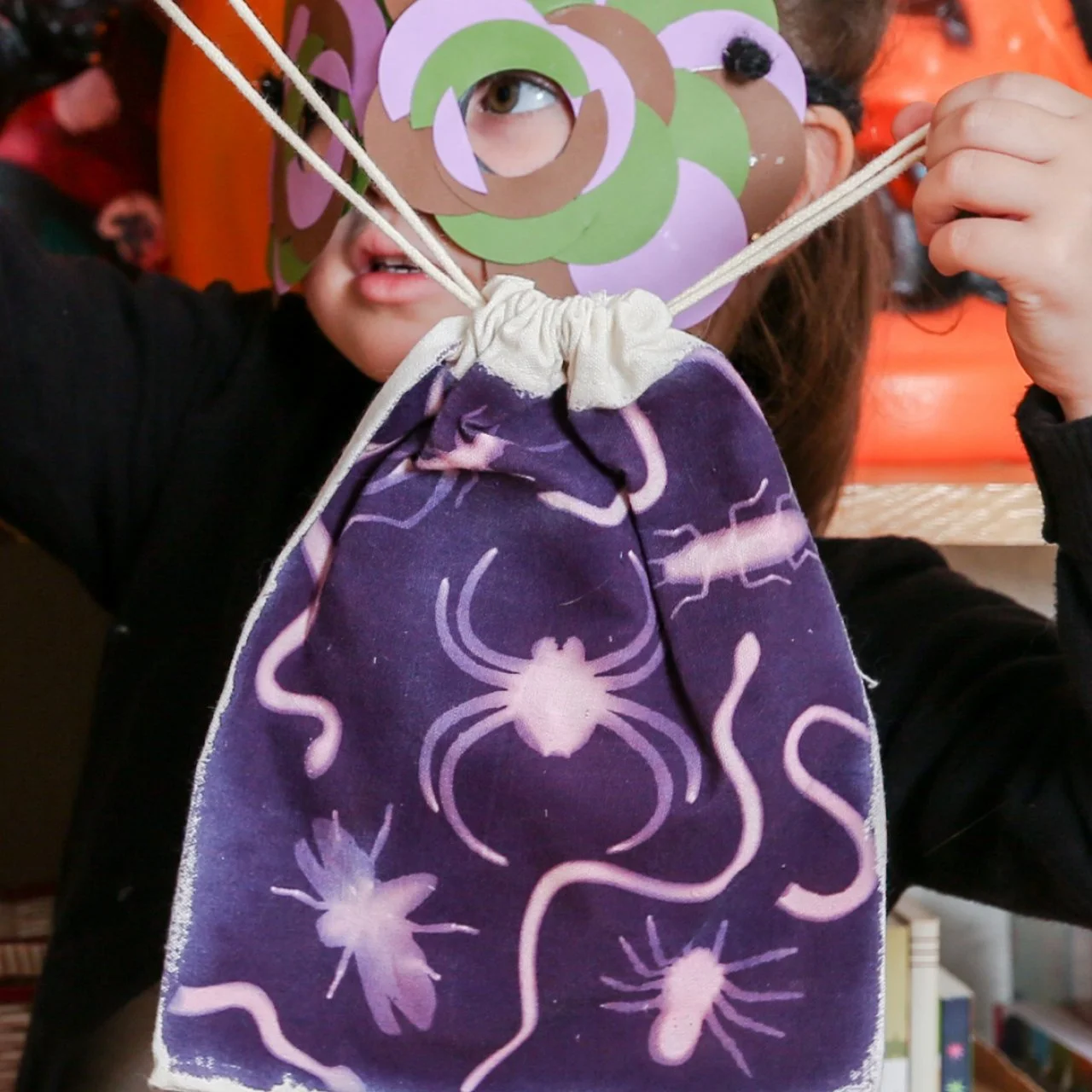 How to Make a Kid's Sun-Print Goodie Bag for Halloween | HGTV