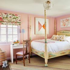 Pink Shabby Chic Bedroom With Four Poster Bed