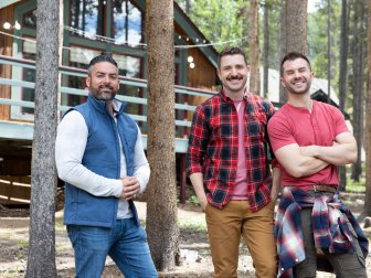 Mentor Rico Leon with his team, Stephen and David Strussel, in front of their house prior to renovation, as seen on Battle on the Mountain, Season 1.