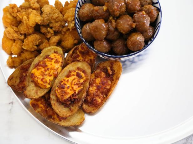 Easy Party Appetizer Sample Board Ideas | HGTV