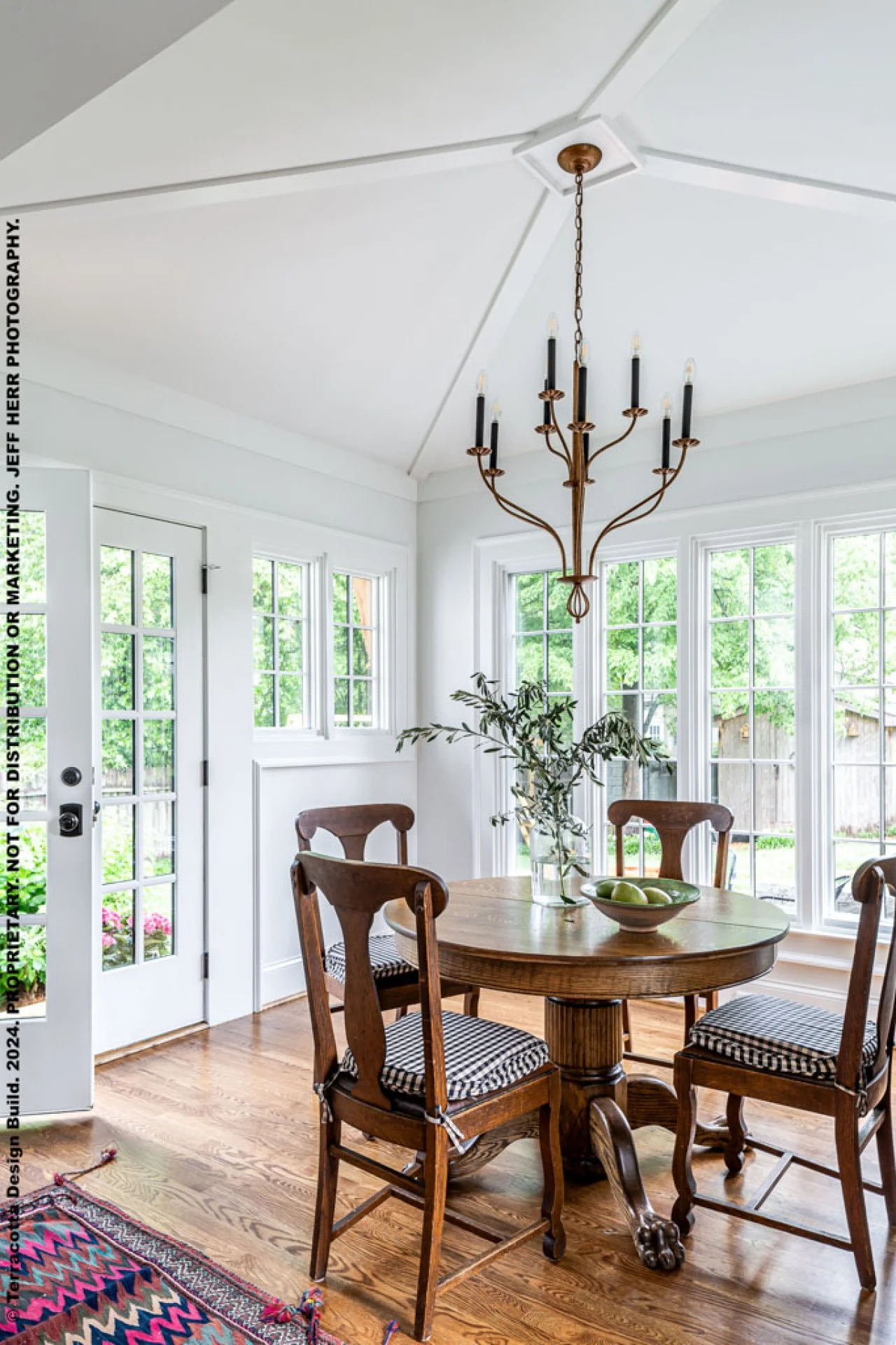 Hgtv Sunroom Designs 6 Sunroom Decorating Tips From Designers