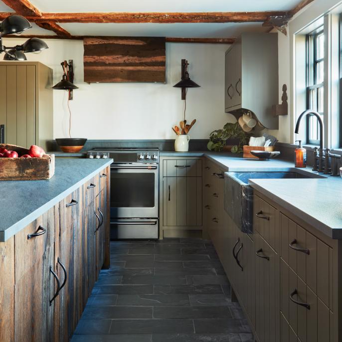 Kristina Crestin Bio - HGTV | HGTV