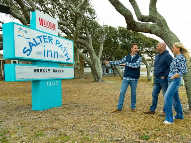 Brian Kleinschmidt and his team Sarah and Bryan Baeumler review the space at The Salter Path Inn, as seen on 100 Day Hotel Challenge, Season 1.