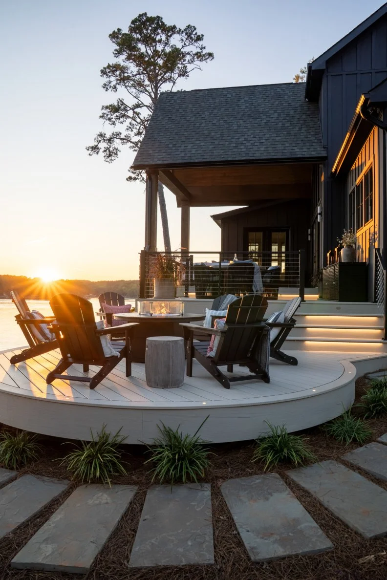 Relaxed Seating