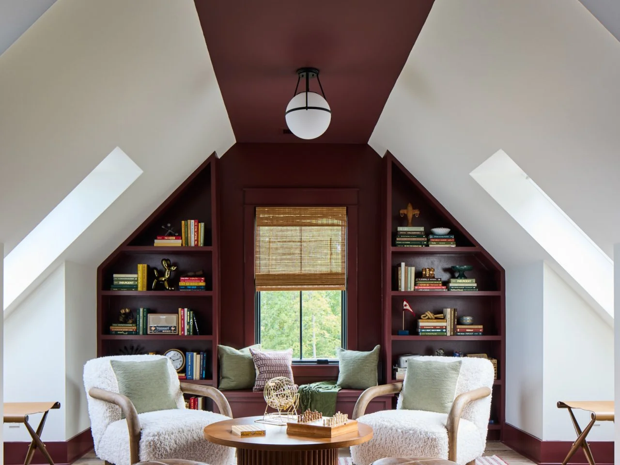 Explore the Guest Bedroom and Bathroom Suite at HGTV Dream Home 2026 | HGTV, image size:1280x960