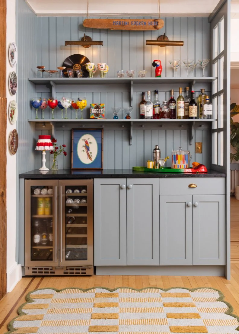 Gray Bar With Red Parrot