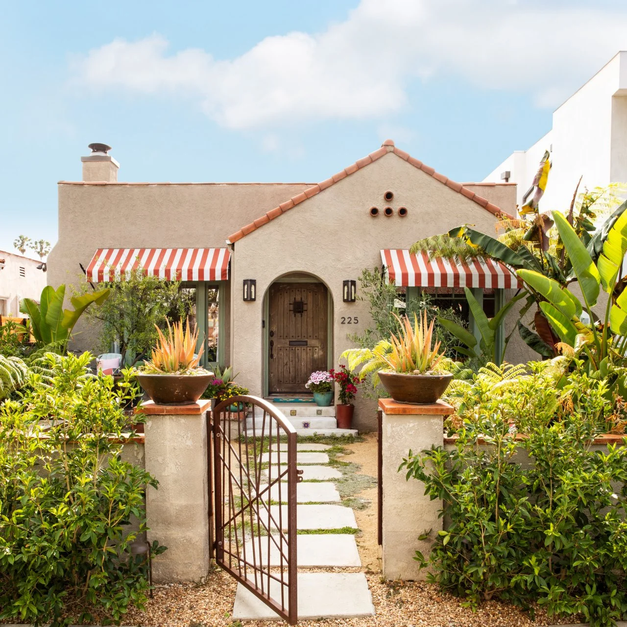 Landscaping and Curb Appeal Inspiration for Spanish Colonial Homes | HGTV, image size:1280x1280