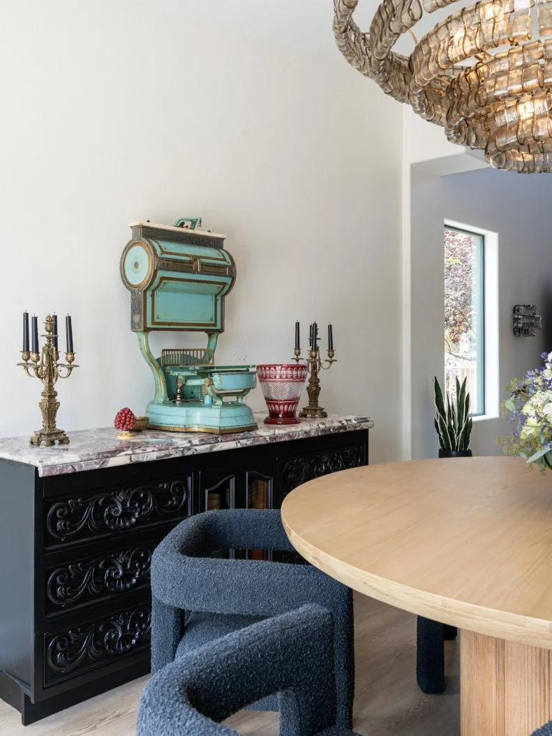 After shot of the dining room of the Lofaso home, as seen on Sin City Rehab, Season 1.