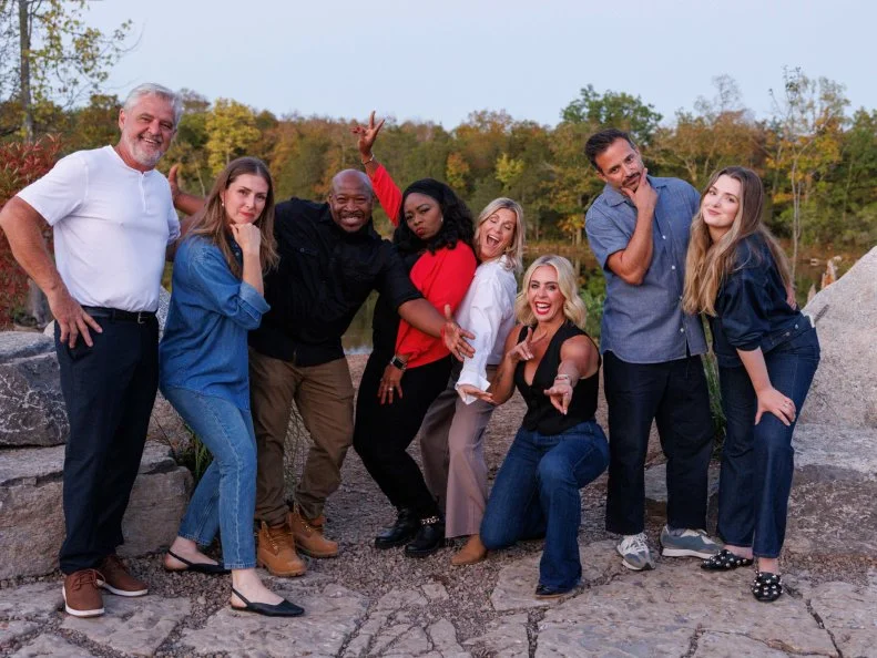 Contestants, as seen on Renovation Resort, Season 2.