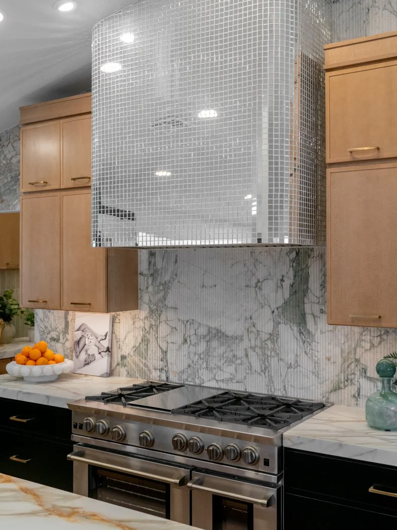 Here is a closer look of the renovated kitchen as soonhome, as.seen on Sin City Rehab, Season 1.