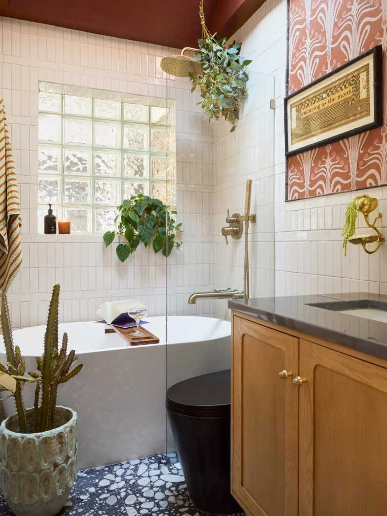 Red and White Bathroom With Eclectic Design Style