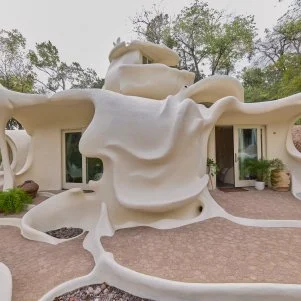 The Bloomhouse Creature featured on Wild Vacation Rentals