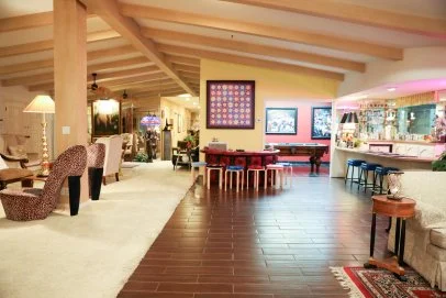 Zillow Gone Wild' Tours the Las Vegas 'Underground House' Fallout