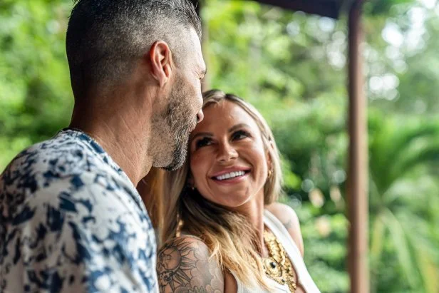 Contributors Jessie McNeill and Matt Lavery during their house tour, as seen on Tropic Like It's Hot, Season 1.