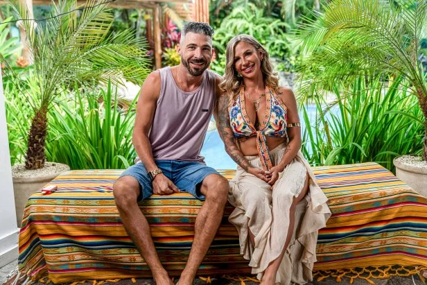Contributors Jessie McNeill and Matt Lavery during their house tour, as seen on Tropic Like It's Hot, Season 1.