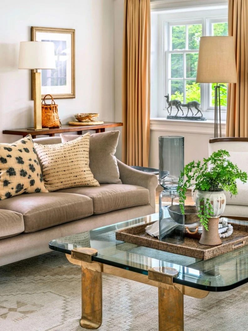 Living Room With Maidenhair Fern