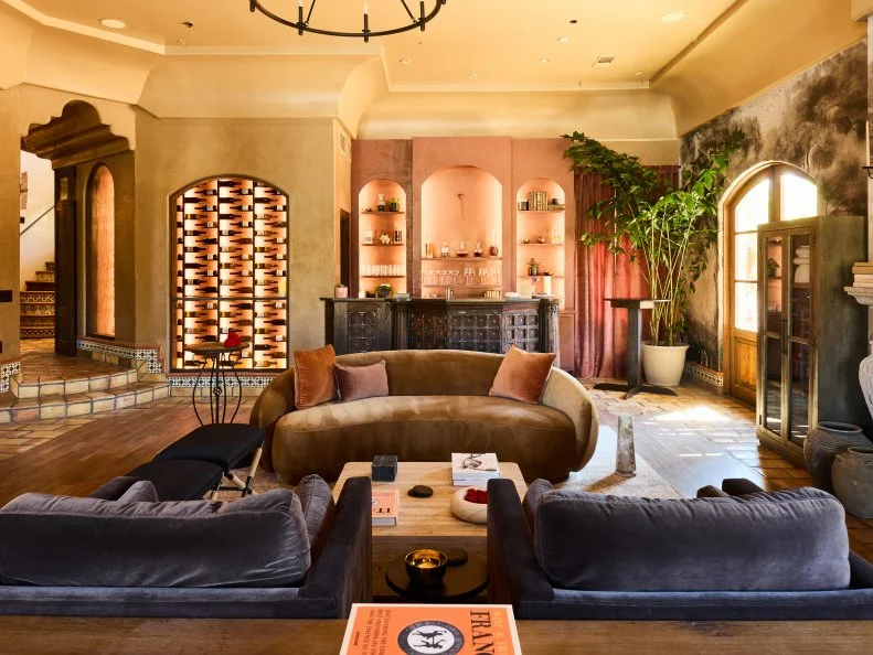 The Rose Room, as seen on The Bachelor Mansion Takeover, Season 1