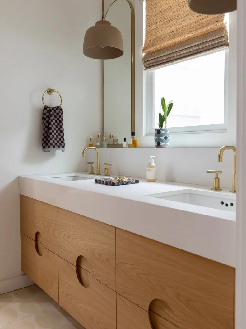 White Bathroom With White Oak Vanity