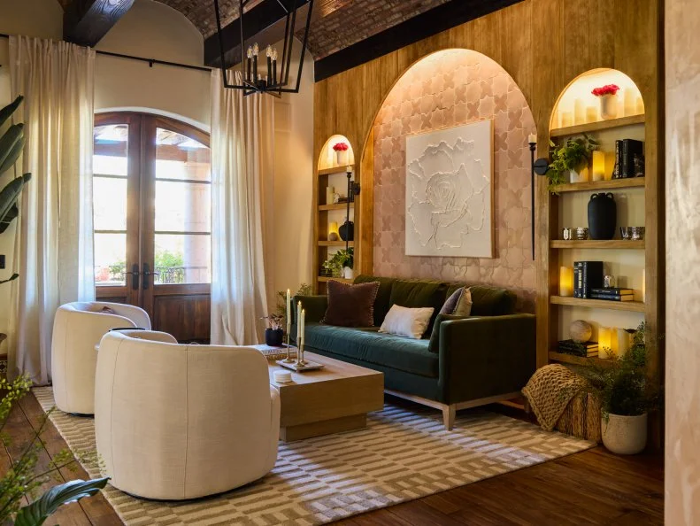 The Rose Room, as seen on The Bachelor Mansion Takeover, Season 1