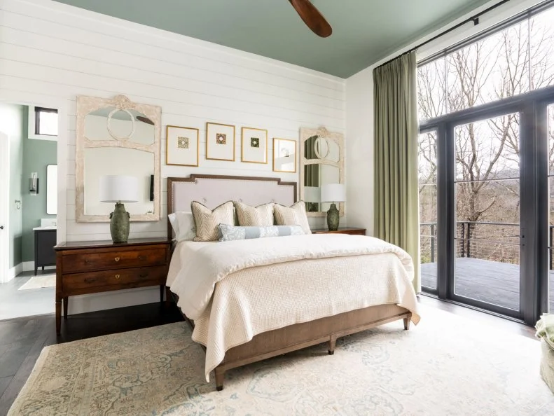 White Bedroom With Green Ceiling