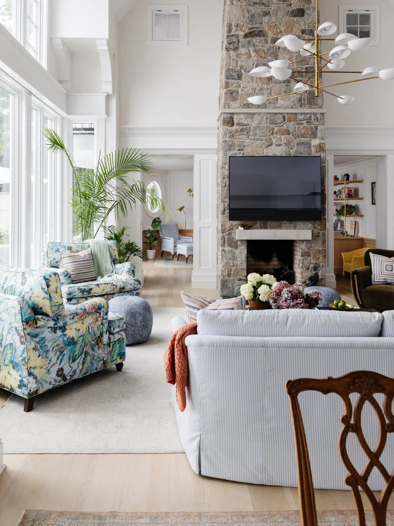 Cottage Living Room With Floral Armchairs