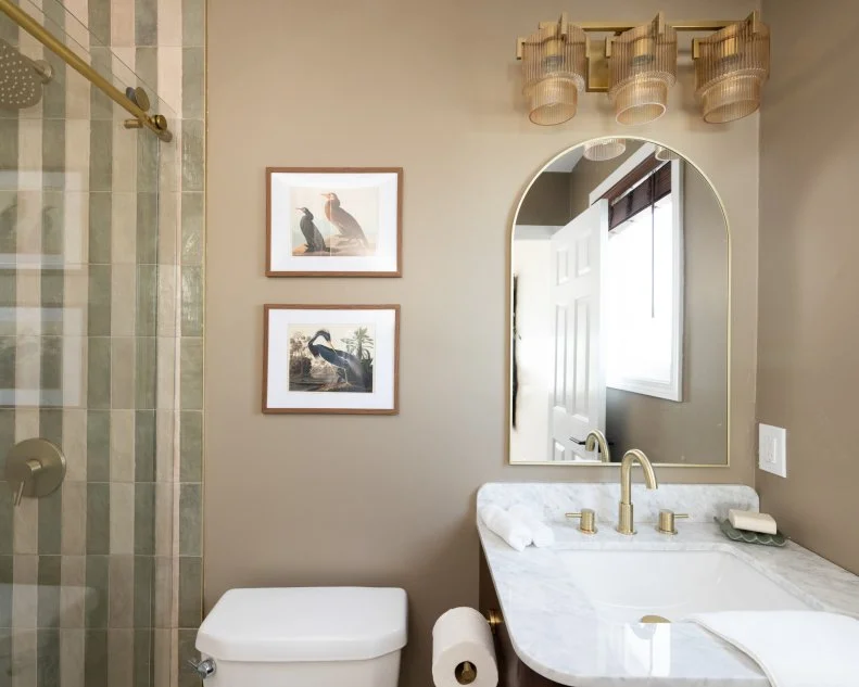 After of Team Ty Pennington’s main suite bathroom, as seen on Battle on the Beach, Season 5.
