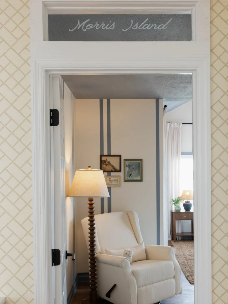 After of Team Ty Pennington’s family friendly guest bedroom from the partner swap challenge, as seen on Battle on the Beach, Season 5.