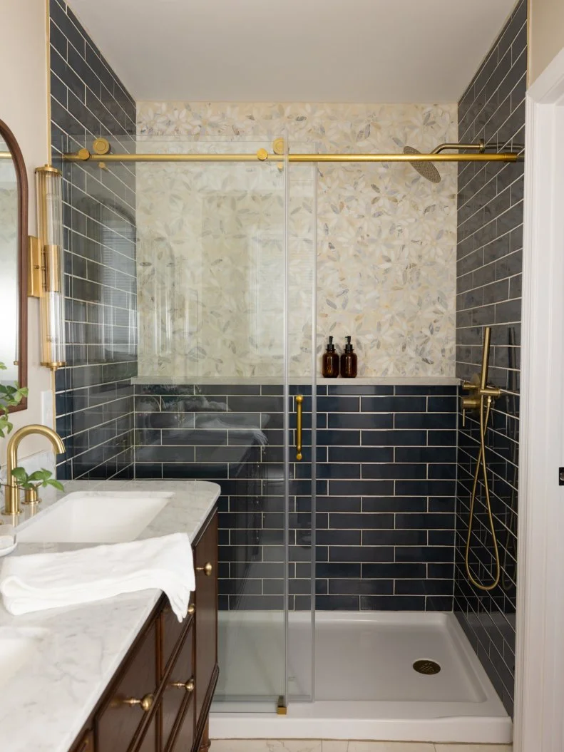 After of Team Ty Pennington’s guest bathroom renovation, as seen on Battle on the Beach, Season 5.